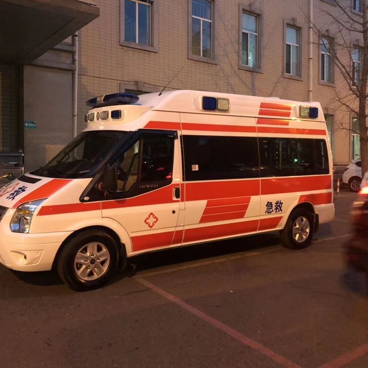 沙湾夜间租赁救护车护送病人转院：安全转运的 8 大核心注意事项